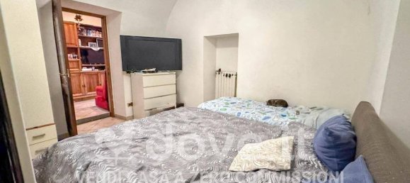 3-salle Appartement à Marino, Italy No. 28249 10