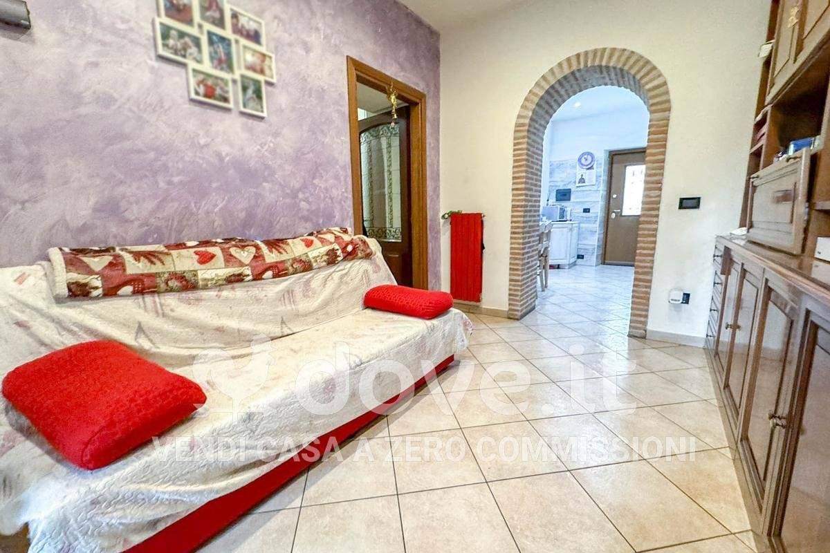 3-salle Appartement à Marino, Italy No. 28249