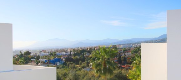 4 bedrooms Villa in Marbella, Spain No. 98879 42