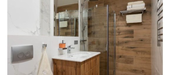 3 rooms Apartment in Follonica, Italy No. 49579 4