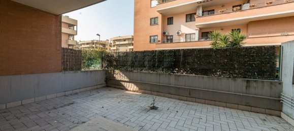 2 rooms Apartment in Rome, Italy No. 26565 8