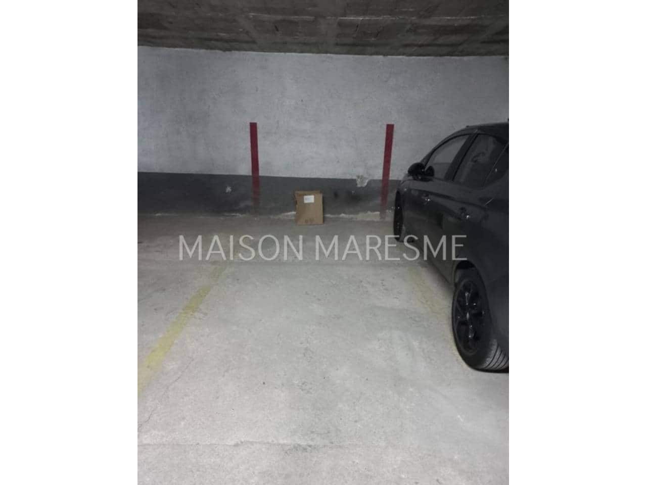 Garage à Canet de Mar, Spain 18m² No. 266608