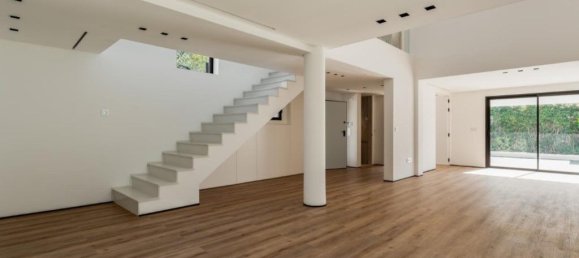 4 bedrooms House in Cascais, Portugal No. 104105 6