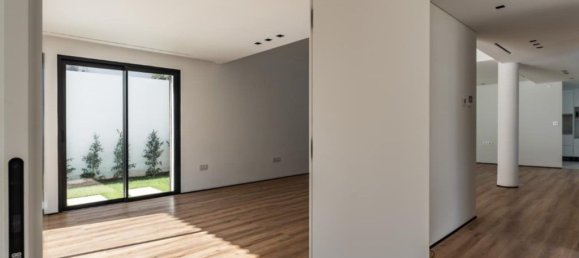 4 bedrooms House in Cascais, Portugal No. 104105 30