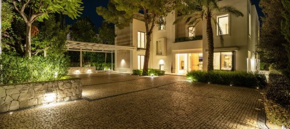 5 bedrooms House in Marbella, Spain No. 105361 4