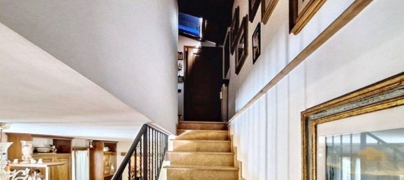 3 rooms House in Agliana, Italy No. 262282 11