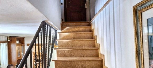 3 rooms House in Agliana, Italy No. 262282 6