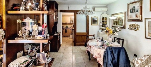 3 rooms House in Agliana, Italy No. 262282 3