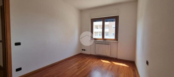 Квартира с 4 комнатами в Витербо, Италия № 278493 10