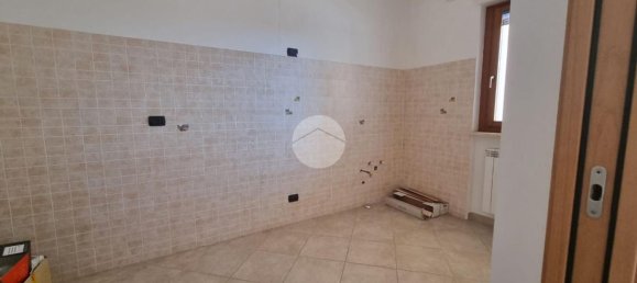 Квартира с 4 комнатами в Витербо, Италия № 278493 7