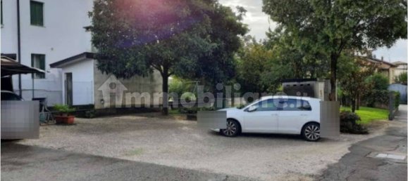 Дом с 2 спальнями в Порденоне, Италия № 348855 3