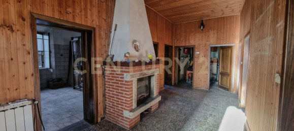 6 bedrooms House in Roccastrada, Italy No. 316852 3