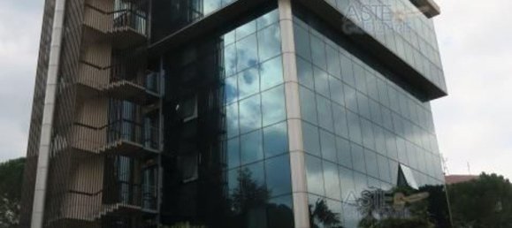 2352m² Commercial property in Fabriano, Italy No. 86912 2