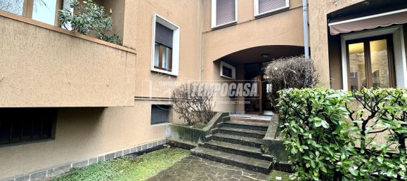 2 bedrooms Apartment in Merate, Italy No. 87848 6