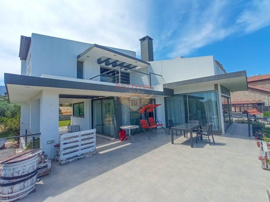 4 bedrooms Villa in Girne, Northern Cyprus No. 3739