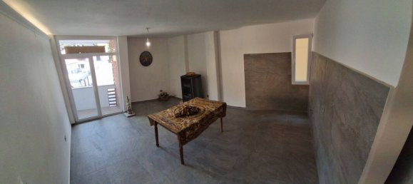 2 bedrooms Apartment in Udine, Italy No. 313661 3