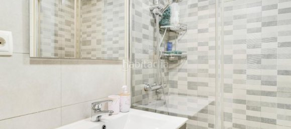 2 chambres Appartement à Horta-Guinardo, Spain No. 169678 11