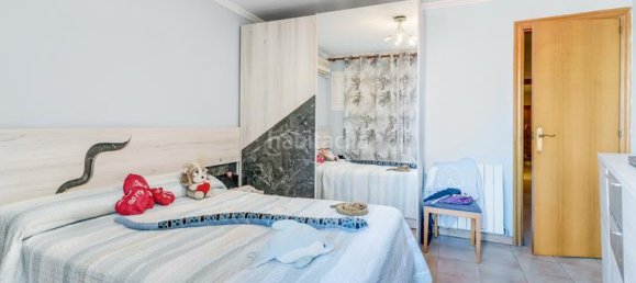 2 chambres Appartement à Horta-Guinardo, Spain No. 169678 18