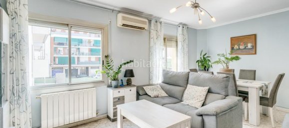 2 chambres Appartement à Horta-Guinardo, Spain No. 169678 7