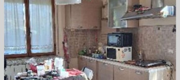 Apartamento T7 em San Prospero, Italy N.º 327421 34