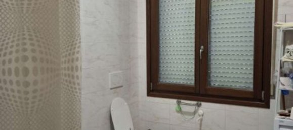 Apartamento T7 em San Prospero, Italy N.º 327421 11