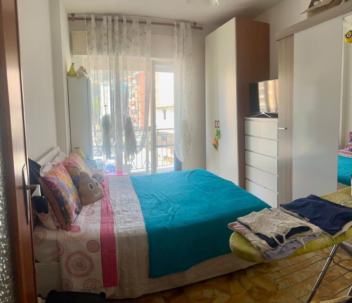 2 bedrooms Apartment in Vallecrosia, Italy No. 330194