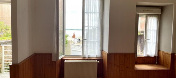 2 Schlafzimmer Haus in Paimboeuf, France, Nr. 99613 3