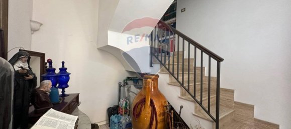 5-salle Maison à Casalduni, Italy No. 4744 32