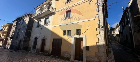 5-salle Maison à Casalduni, Italy No. 4744 29