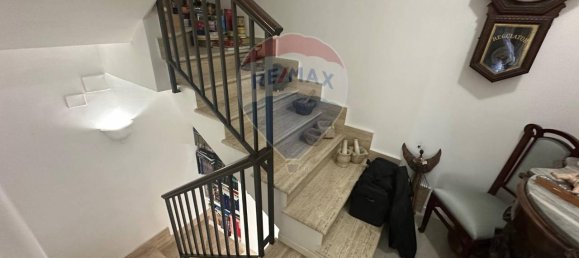 5-salle Maison à Casalduni, Italy No. 4744 37