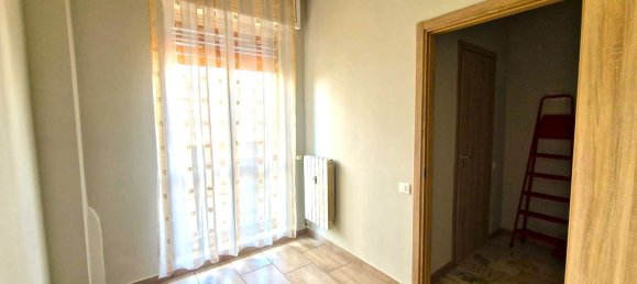 Пентхаус с 3 комнатами в Саронно, Италия № 312016 19