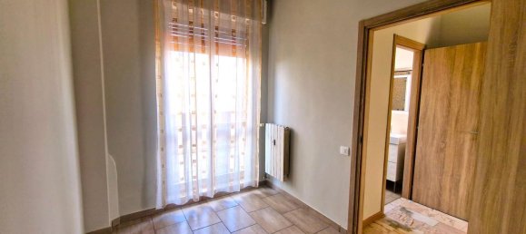 Пентхаус с 3 комнатами в Саронно, Италия № 312016 20