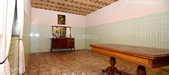 8 Schlafzimmer Haus in La Vall d'Uixo, Spain, Nr. 111588 5