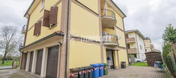 3 rooms Duplex in Soliera, Italy No. 35614 20