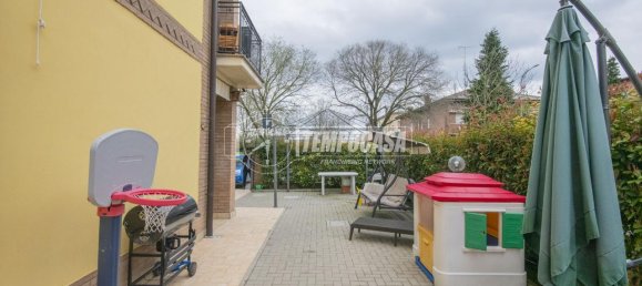 3 rooms Duplex in Soliera, Italy No. 35614 19