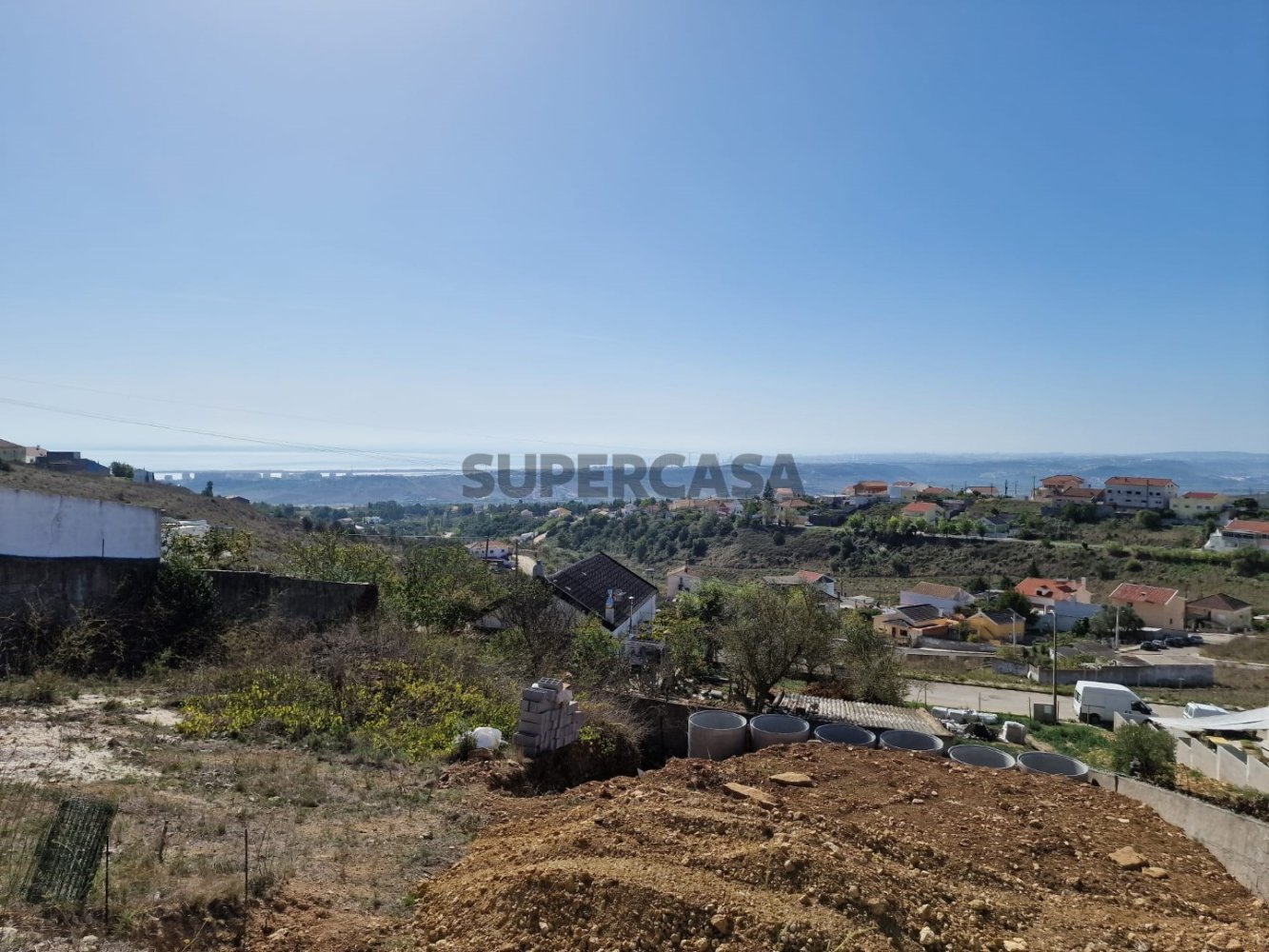  Land in Vialonga, Portugal No. 351823