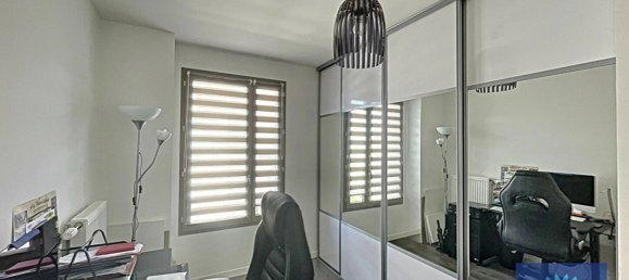 2 bedrooms Apartment in Arpajon, France No. 127391 4