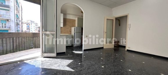 2 Schlafzimmer Wohnung in Genoa, Italy, Nr. 371167 3