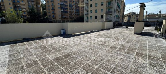 2 Schlafzimmer Wohnung in Genoa, Italy, Nr. 371167 23