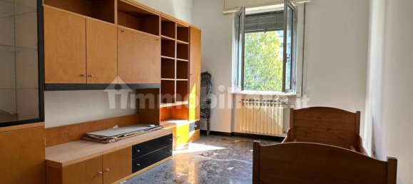 2 Schlafzimmer Wohnung in Genoa, Italy, Nr. 371167 9