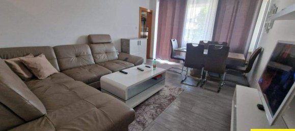 3-salle Appartement à St. Polten, Austria No. 18547 4