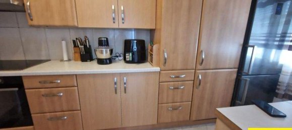 3-salle Appartement à St. Polten, Austria No. 18547 2