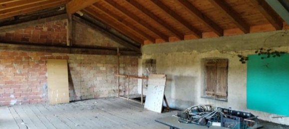 4 Schlafzimmer Haus in Udine, Italy, Nr. 338215 24