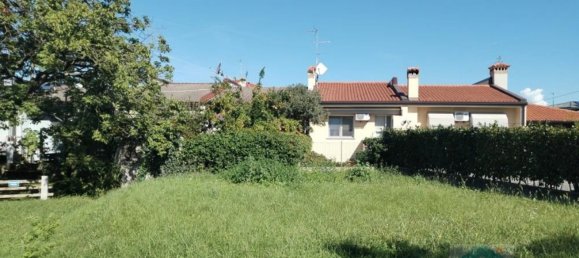 4 Schlafzimmer Haus in Udine, Italy, Nr. 338215 12