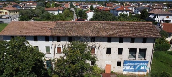 4 Schlafzimmer Haus in Udine, Italy, Nr. 338215 5