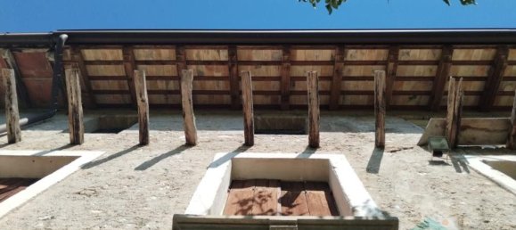 4 Schlafzimmer Haus in Udine, Italy, Nr. 338215 2