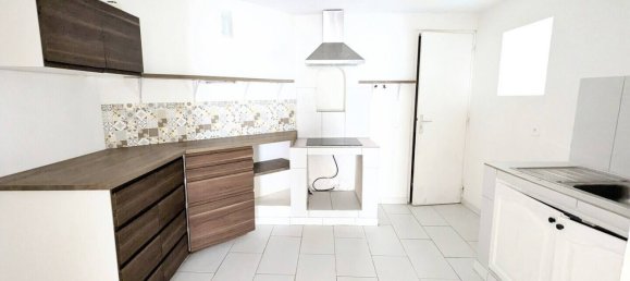 3 bedrooms Townhouse in Lauris, France No. 360922 10