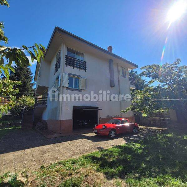 4 bedrooms Villa in Catanzaro, Italy No. 76200