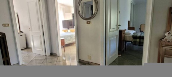 4 bedrooms Villa in Catanzaro, Italy No. 76200 16