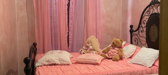 3 bedrooms House in Carrara, Italy No. 48118 4